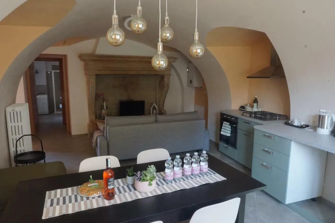 La Casa Di Edone Appartement Monzambano 0*,